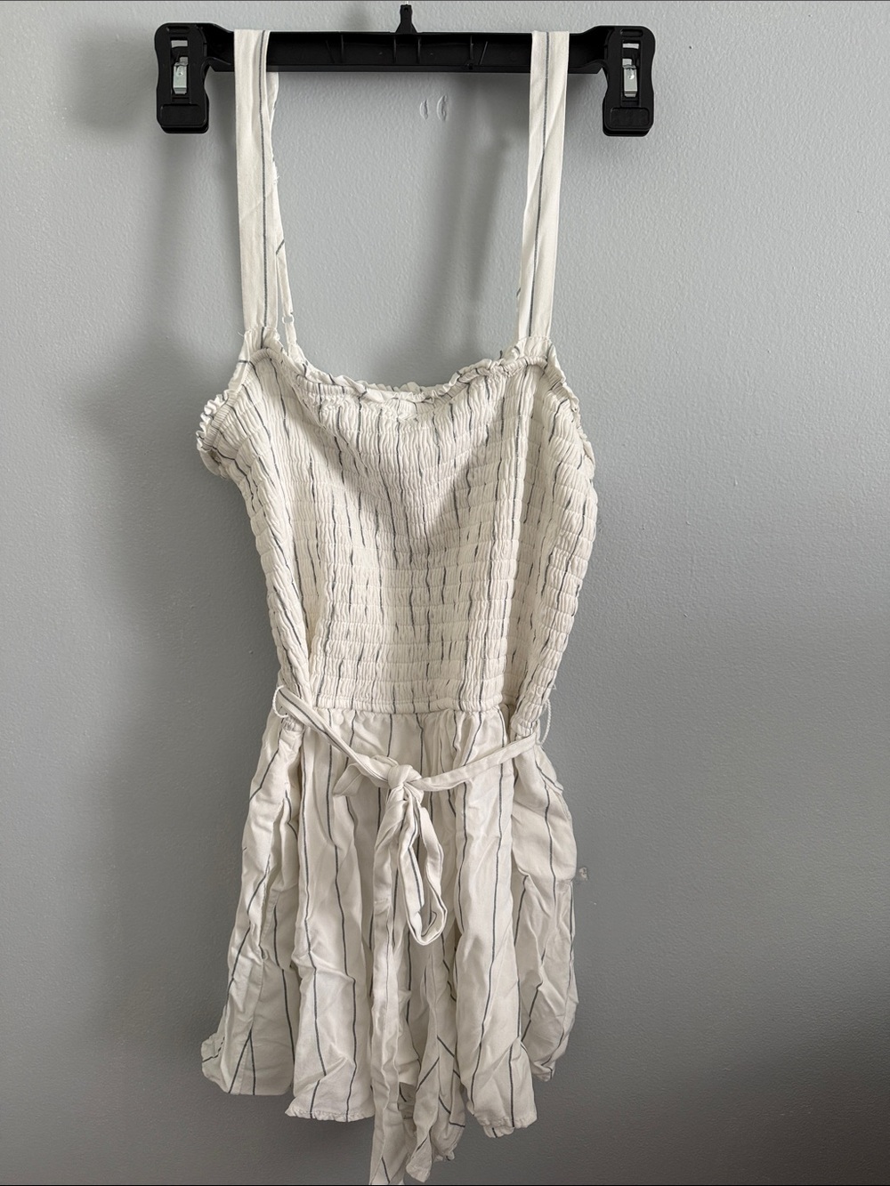 Blue Rain Cream Smocked Strappy Romper Dress Small Francesca’s